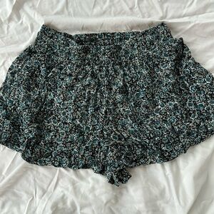 American Eagle Flowy Shorts